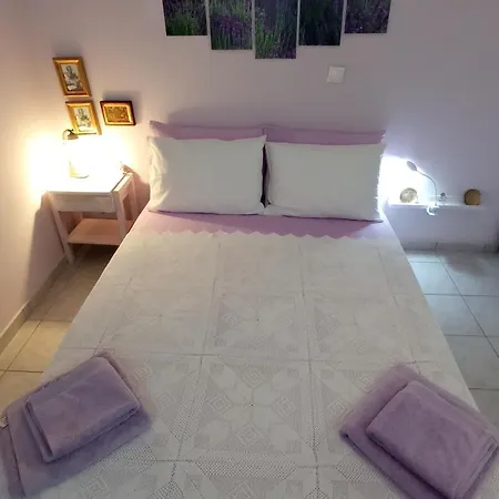 Marilia Gesthouse Pensjonat Ajia Anna